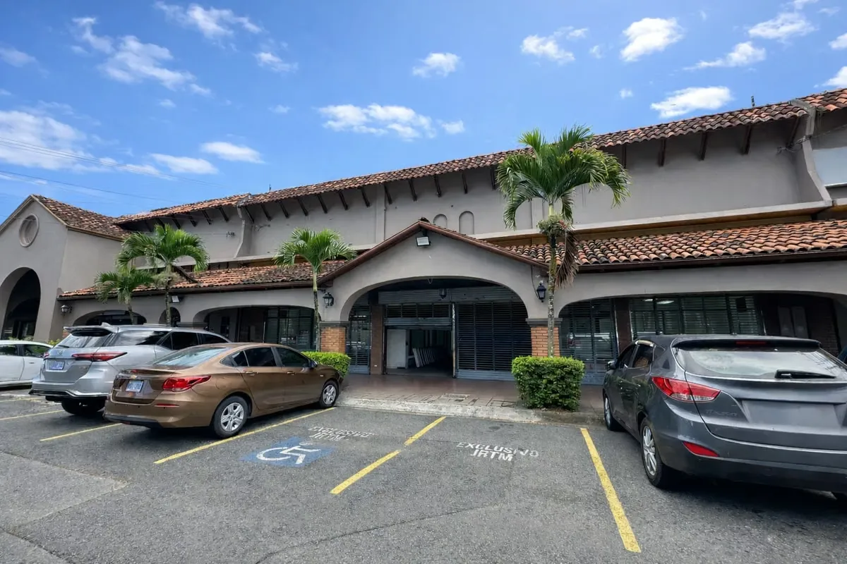 Beautiful, spacious, and bright office space, specially designed for comfort and functionality. It features spacious, airy, and ...