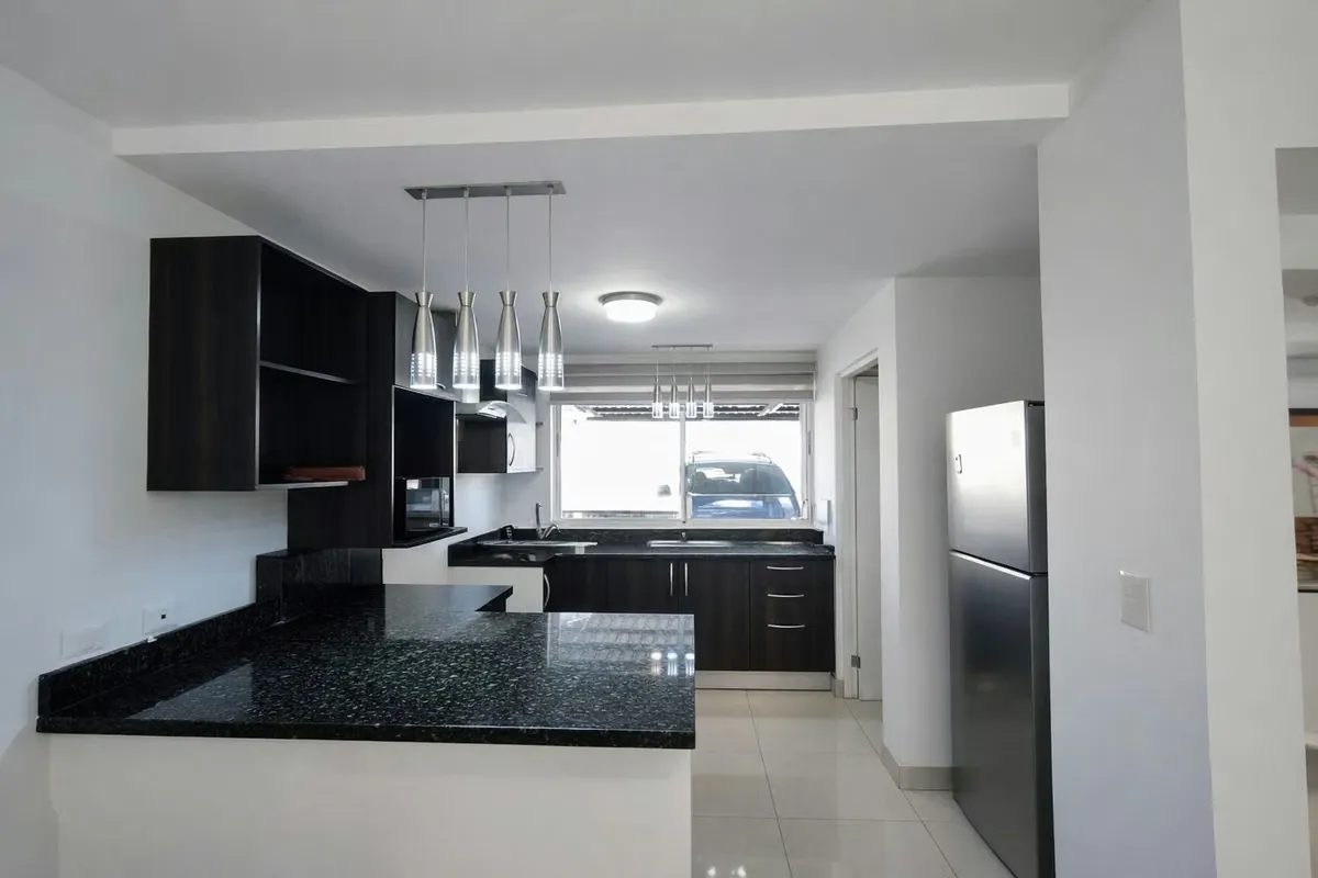 Descubra esta hermosa casa en condominio en San Rafael de Montes de Oca, donde la seguridad, la comodidad y ... — photo 2