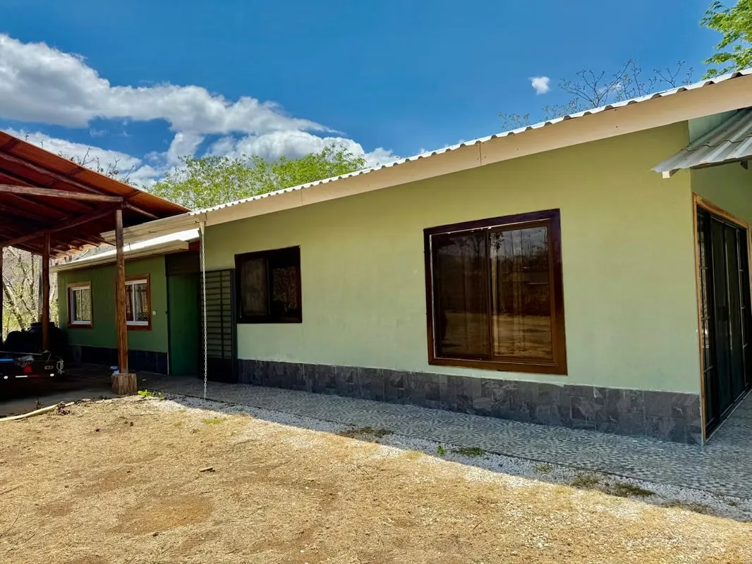 This property in San Pedro offers 5,900 m² of land with breathtaking mountain and valley views, ideal for those seeking peace, privacy, and a connection with nature. — photo 4
