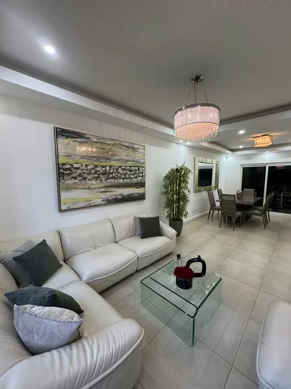 Venta de Casa en Condominio en Lindora Pozos Santa Ana