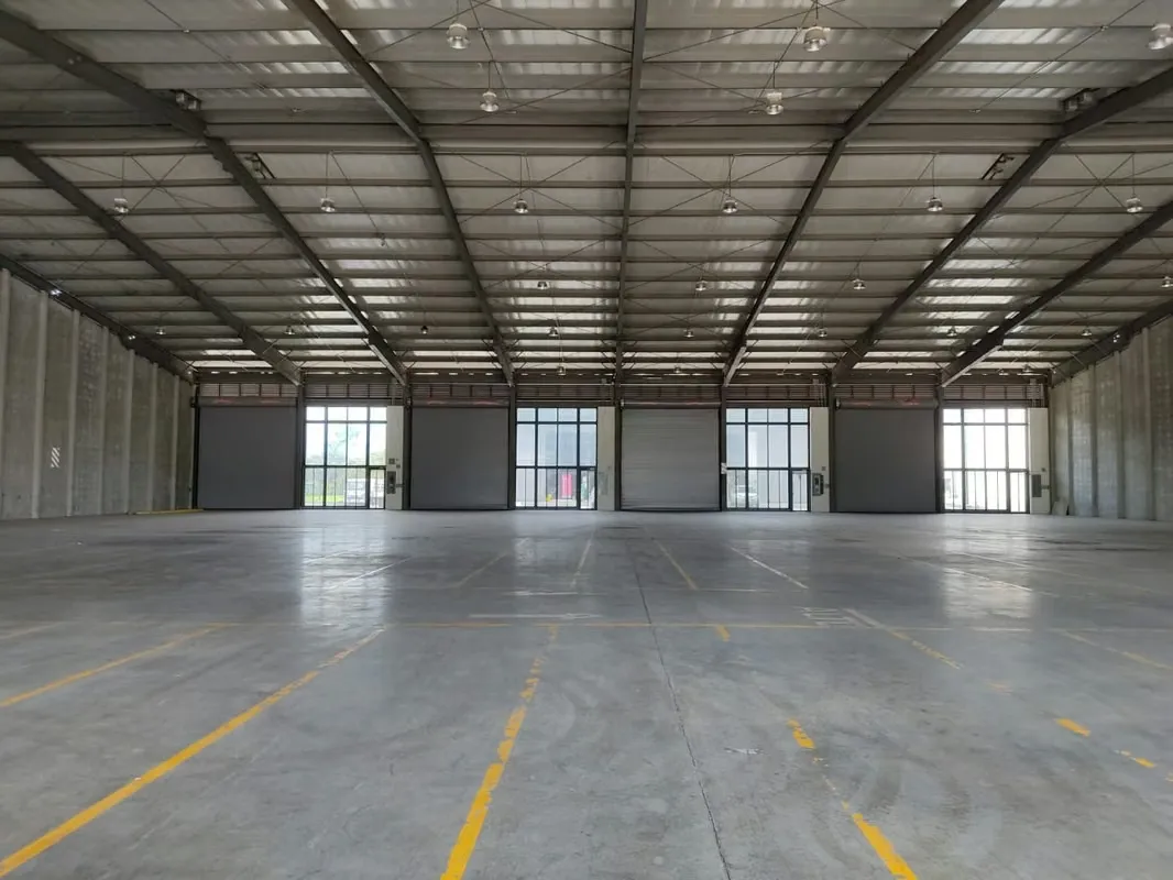 CENTURY21 Prisma / Comercial e Industrial