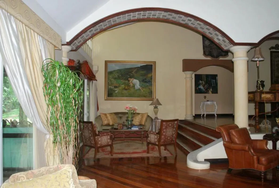 MA Asesoría vende lujosa residencia estilo mediterráneo ubicada en La Garita, Alajuela, la cual le brinda:, photo 5