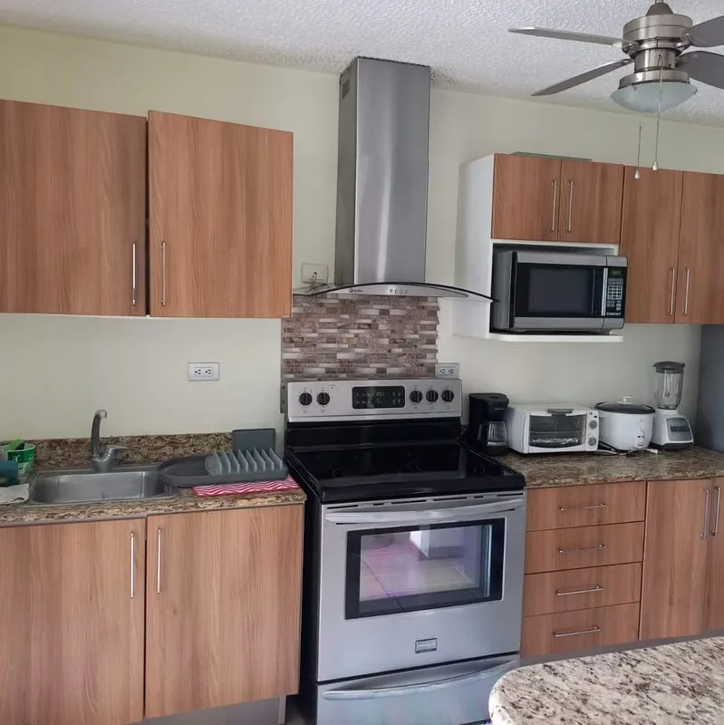 Apartamento amoblado ubicado en Condominio Paso Real, San Rafael de Alajuela.