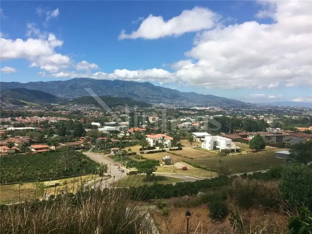 id # 41973 Venta de Lote en Condominio Colinas de Montealegre