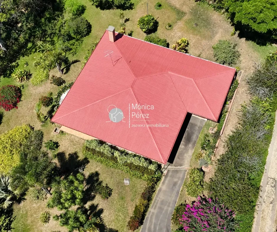 COUNTRYSIDE HOME FOR SALE IN SARCHÍ ALAJUELA