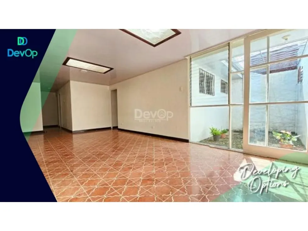Alquiler Casa Independiente, Zapote 3 hab. 475 000Importante:Sin mascotas.Se requiere orden patronal (solo se toma en cuenta los ingresos de esta forma)Se solicita Datum o estudio ...