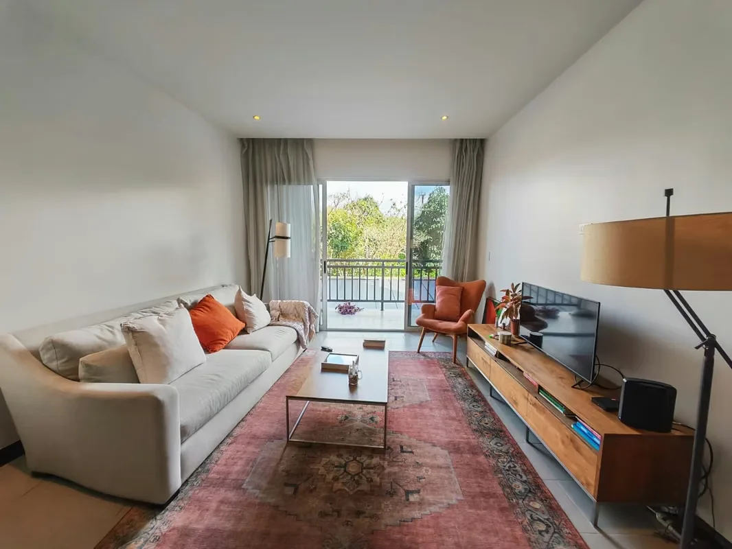 Este apartamento, ubicado en San Rafael de Escazú, cerca de Work Gin, ofrece: