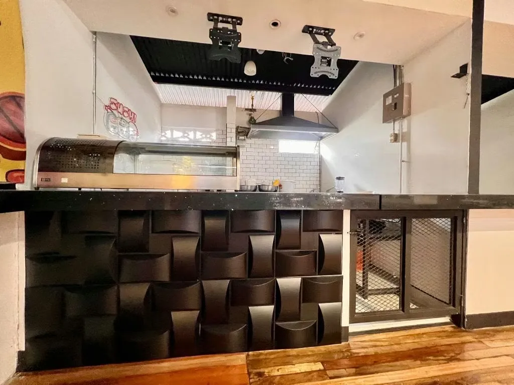 Alquiler de LOCAL comercial en Plaza Gastronómica en San Pedro Vargas Araya — photo 3