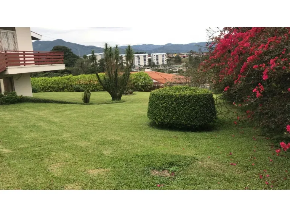 GANGA Lote en Venta en MontesdeOca, 5 apartamentos. 5PVV9545432
