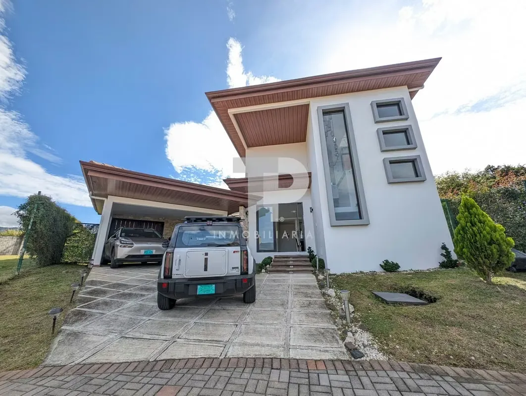 HOUSE FOR SALE IN LOS ANGELES, SANTO DOMINGO, HEREDIA, EXCLUSIVE CONDOMINIUM SCG31
