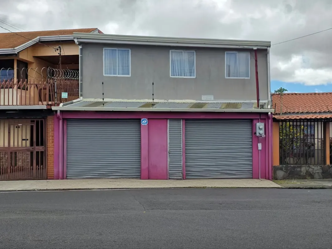 Venta de Casa con Apartamento en Calle Blancos - Para Inversión o Uso Mixto