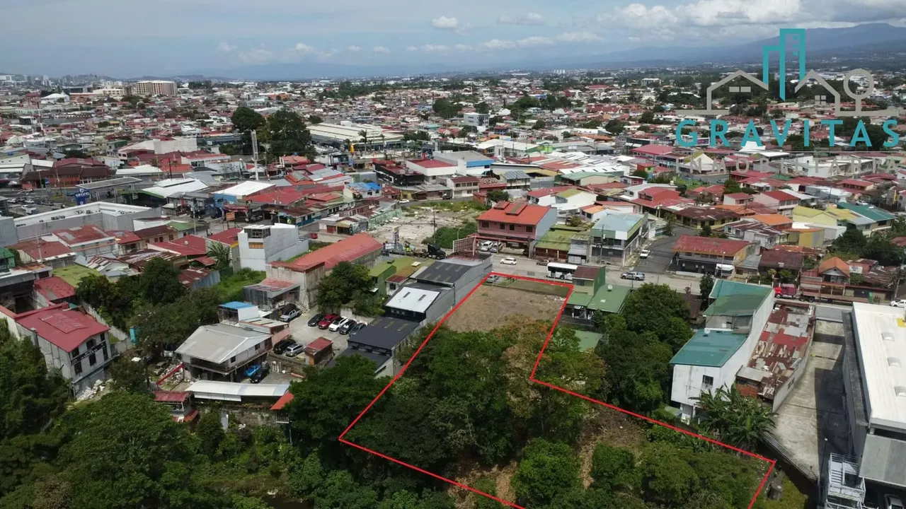 Venta lote en Guadalupe centro | 2831 m2 | USO COMERCIAL | F 615