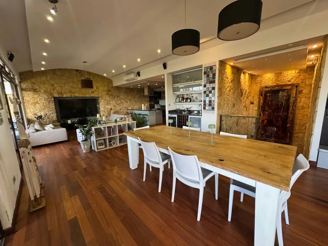ALQUILER DE PENTHOUSE EN AVALON COUNTRY CON 4 PARQUEOS