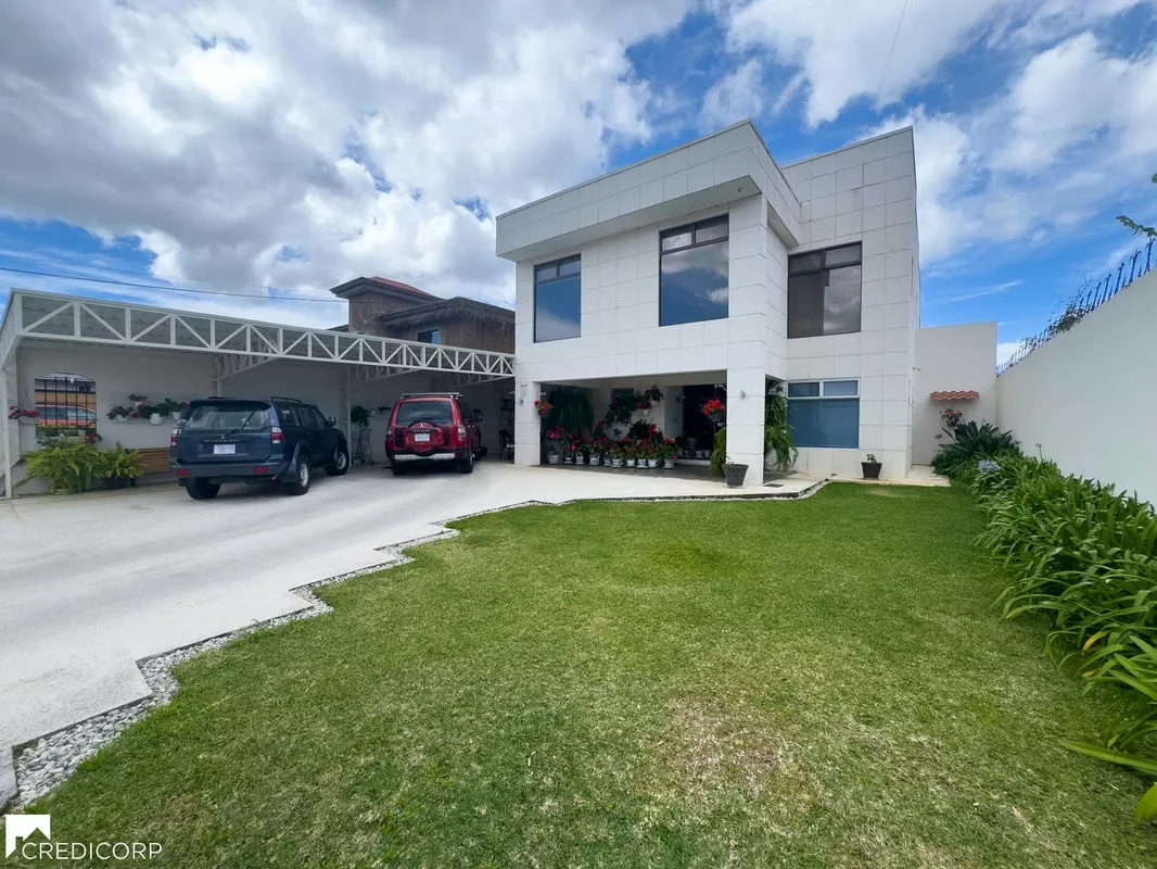 Located in one of the most exclusive and established residential communities in eastern San José, this spacious property in Altamonte offers an ideal combination of security, strategic ... — photo 2