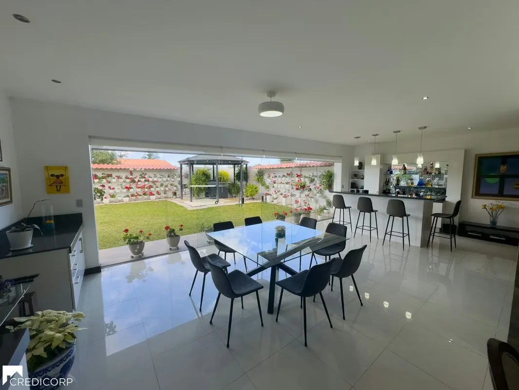 Located in one of the most exclusive and established residential communities in eastern San José, this spacious property in Altamonte offers an ideal combination of security, strategic ... — photo 5