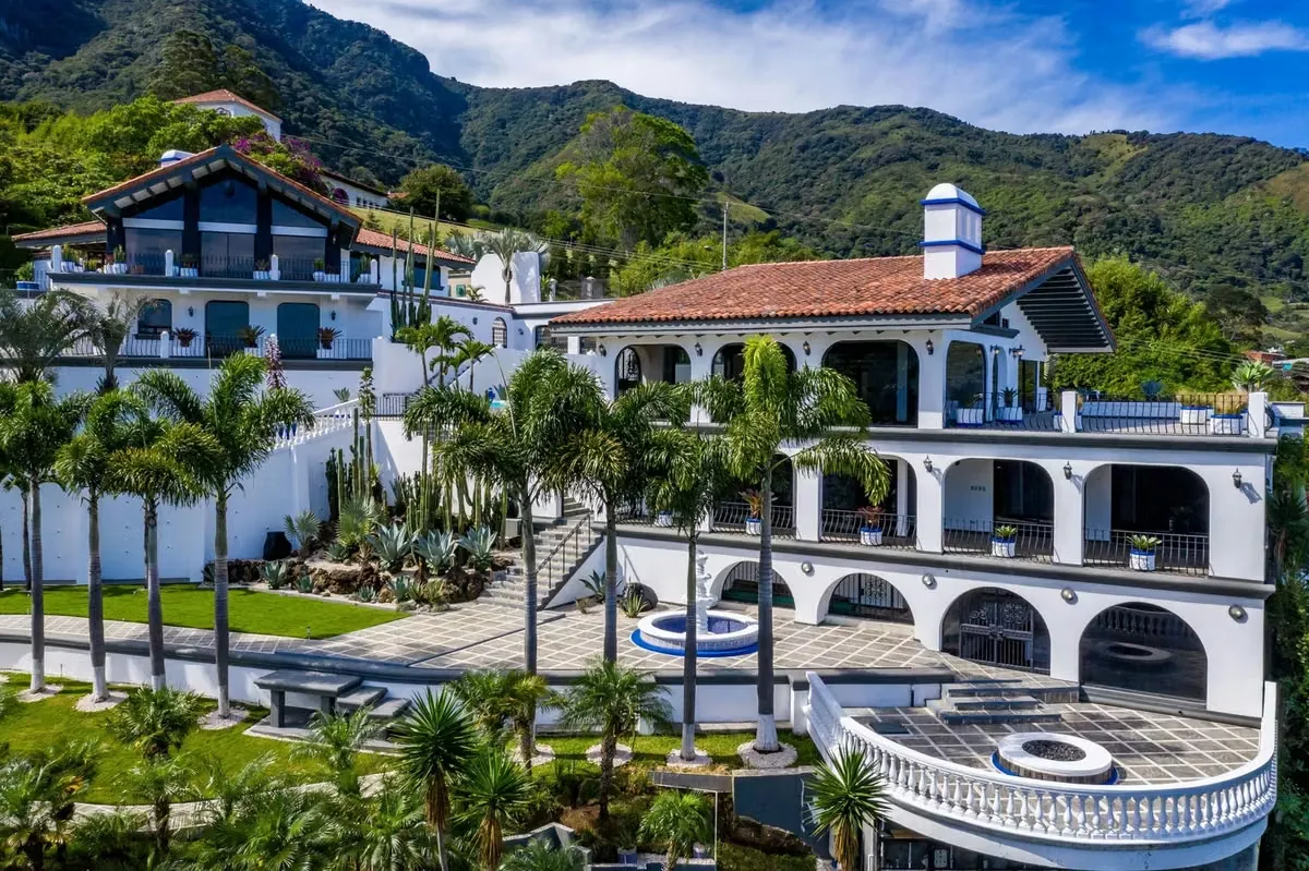 ESCAZU-SAN ANTONIO. Mansión exclusiva en venta – lujo, privacidad y naturaleza  MP 26-711
