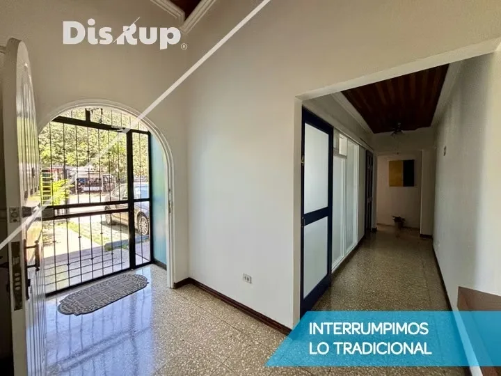 Due to its proximity to Hospital México and Hospital del Trauma, it is a strategic location for medical clinics. Offices for ...
