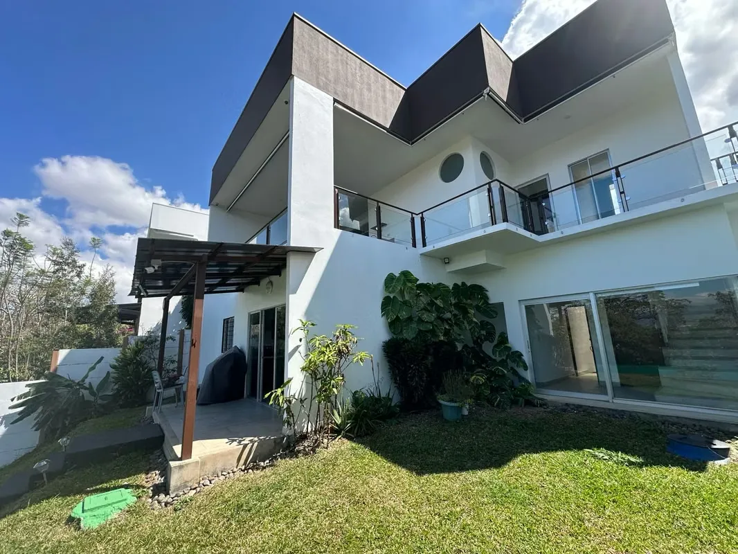 For sale in Escazú
