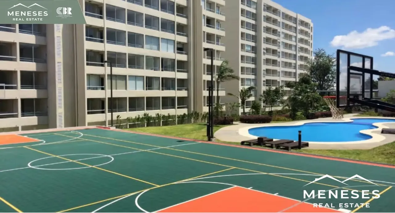 Viva en uno de los condominios más completos de Ulloa, Heredia con excelente ubicación cerca de Zonas Francas y acceso rápido a la autopista General Cañas.