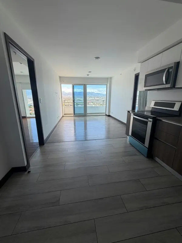 VENTA O ALQUILER DE APARTAMENTO EN TORRE LOS YOSES