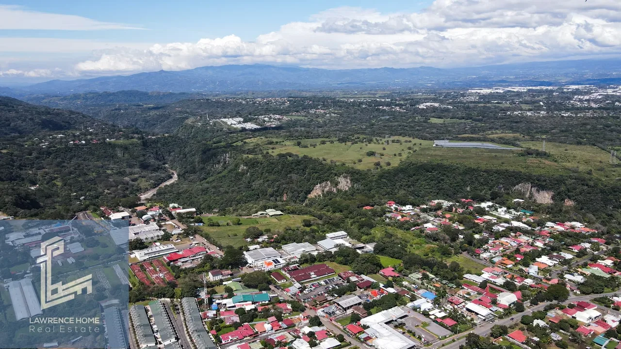 Located in the prestigious Altamira Residential Condominium, with unparalleled mountain views, just minutes from Mas X Menos, Fresh Market, and shopping centers. — photo 5