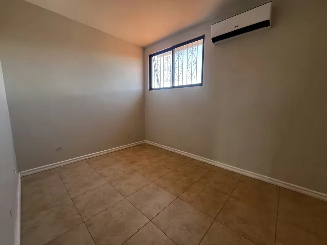 For Rent — photo 2