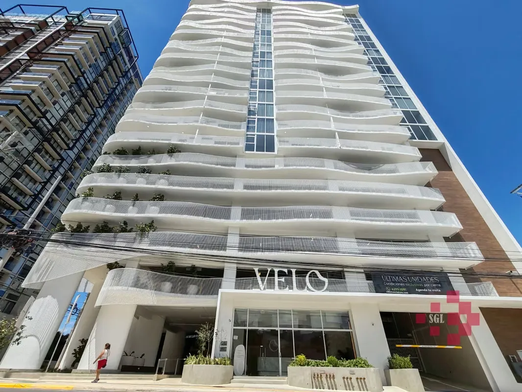 Move into a brand-new apartment at the exclusive Torre Velo, located in the highly sought-after Rohrmoser, ...