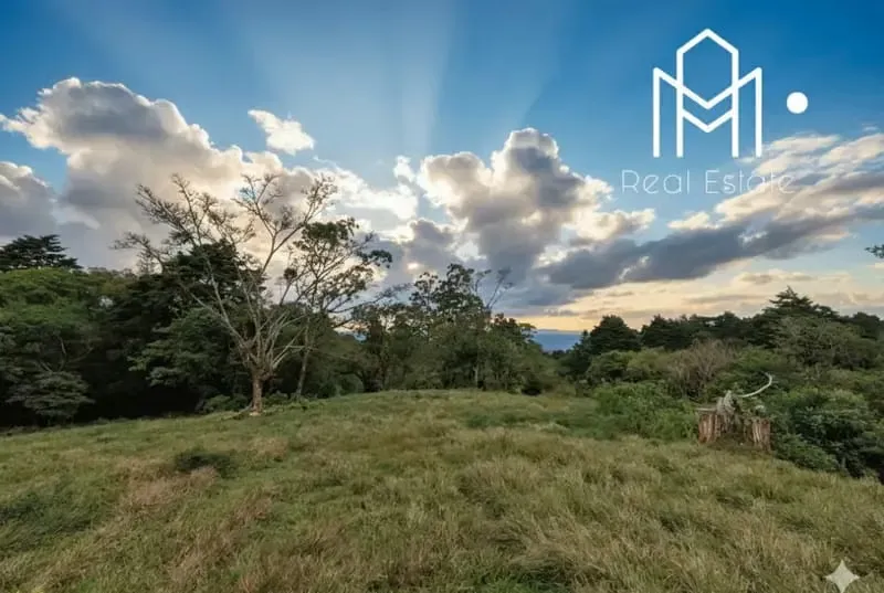 ¡Construye tu Sueño en las Montañas de San Isidro de Heredia