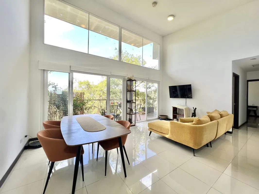 Apartment for rent in Santa Ana, San Nicolás de Bari. Furnished. Amenities!