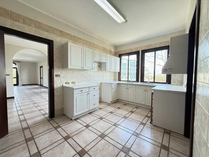 Located in San Rafael de Escazú, this spacious residence features charming Italian-inspired ...
