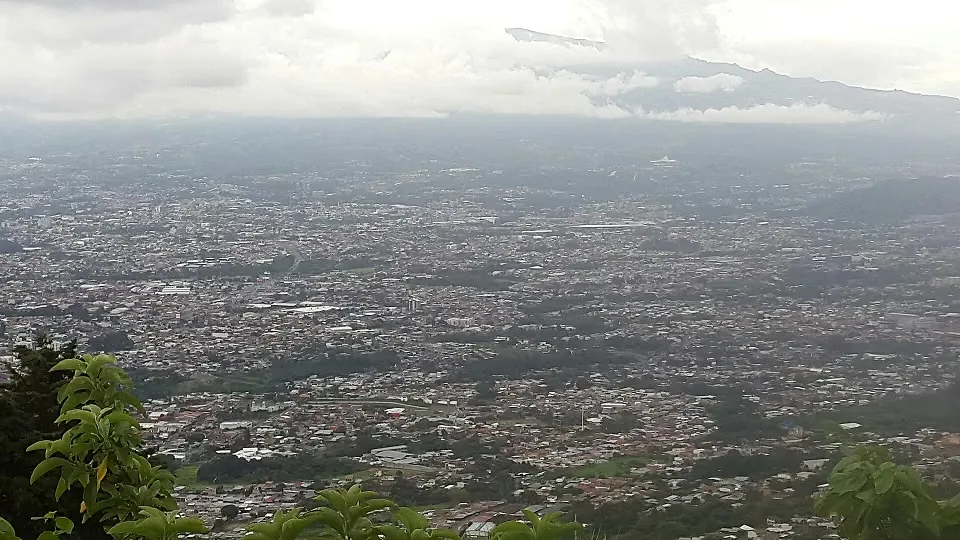 MA Asesoría vende propiedad con Uso de Suelo Residencial, Comercial y de servicios en La Florida de San Juan de Tibás. — photo 2