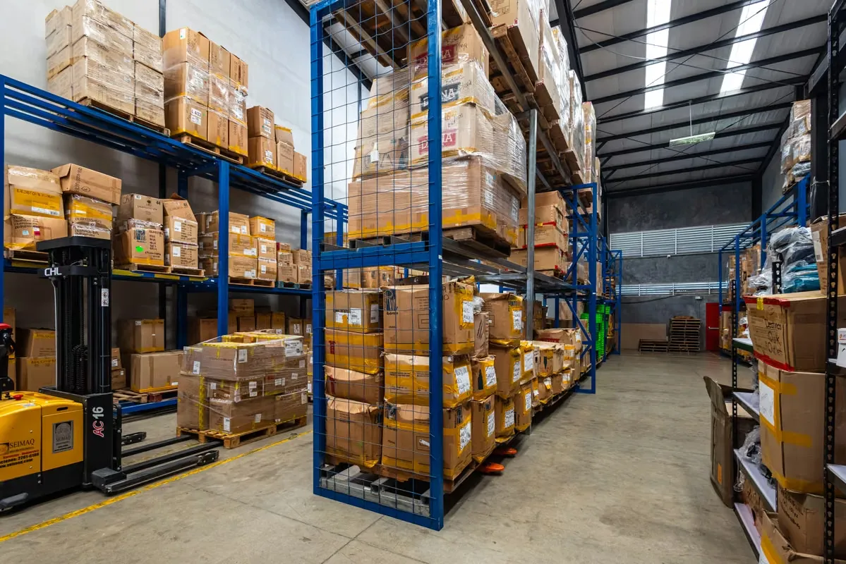 Ofivestites located in Santa Rosa, from Santo Domingo de Heredia. It is located in Zona Industrial la Valencia, a privileged location for industrial / commercial purposes. Furnace ... — photo 3
