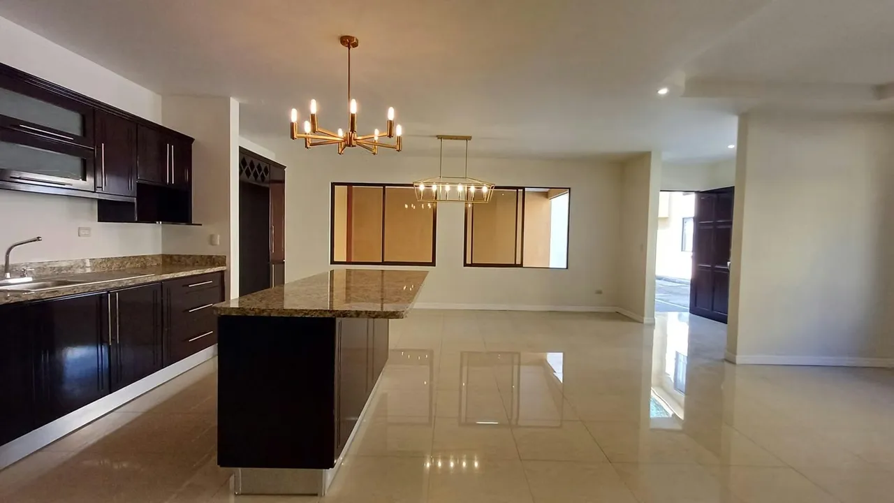 Two-Story House for Sale in La Uruca, San José