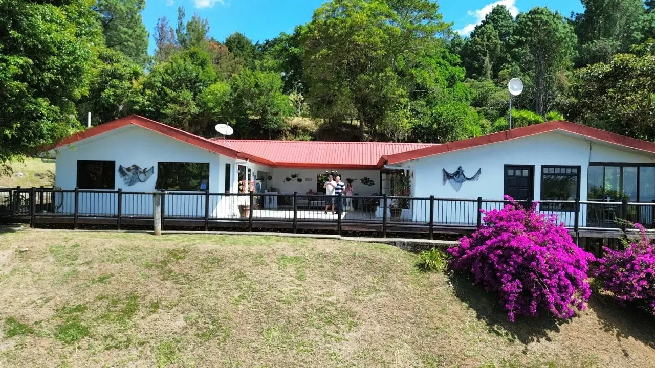 HOUSE FOR SALE IN LA SUIZA DE OCCIDENTE, SANTA BARBARA