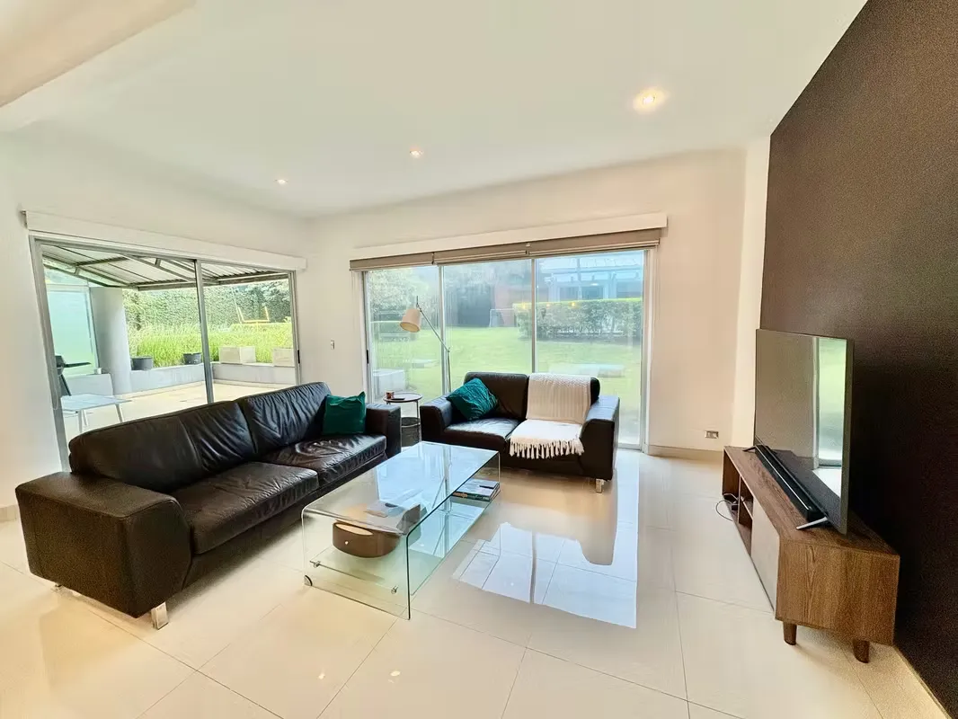 ESCAZU- LA PACO! AMPLIO APARTAMENTO AMOBLADO DE 180m2 de 2HAB/3.5BAÑOS/2PARQ/TERRAZA