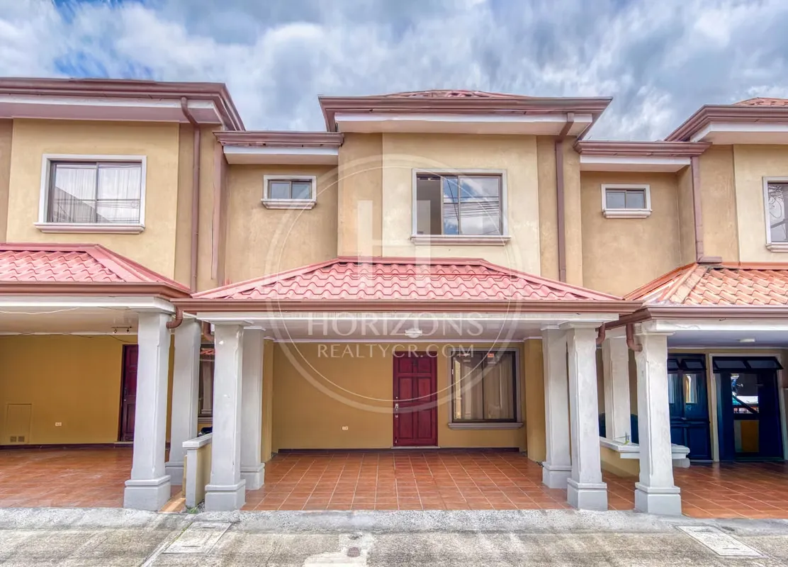 Sell House with Patio in Monte-Carlo Condominium in Unprotected 3 Rooms Noj1144or