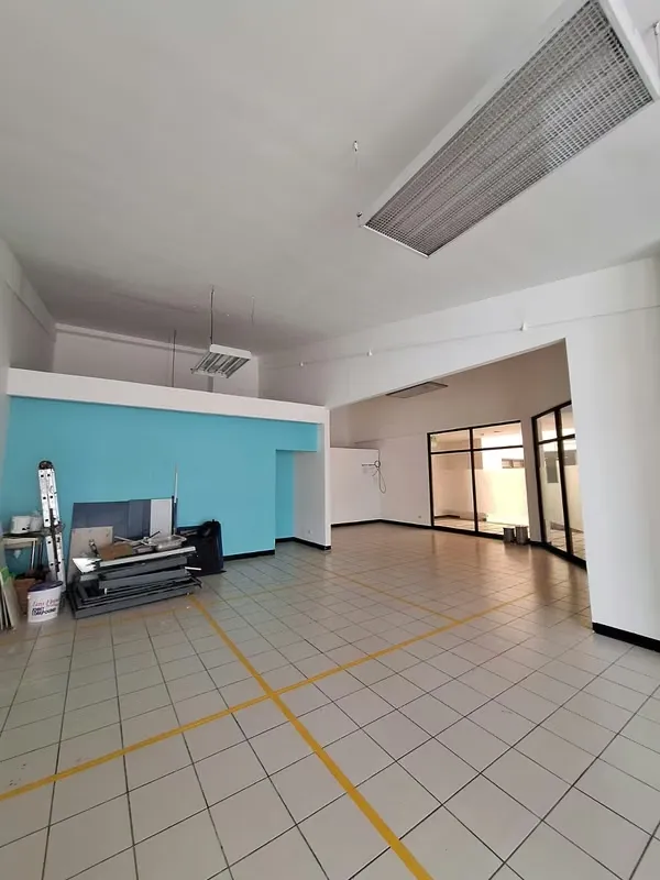 Commercial Space for Rent in a Shopping Center in Coronado — photo 3