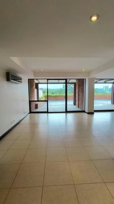 Descubra este espectacular apartamento de 356 m² ubicado en una de las zonas más privilegiadas de San José, con una vista directa al ... — photo 5