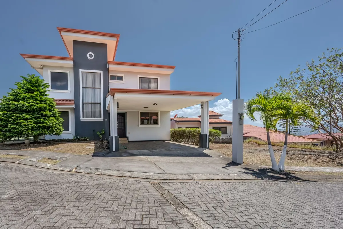 Monge House for Sale in Grecia, Costa Rica