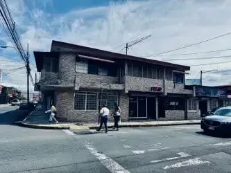 Venta Propiedad Uso de Suelo Comercial en el centro de Heredia