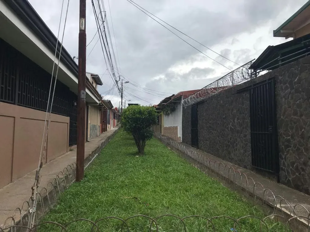 Apartamento en alquiler – La Peregrina, La Uruca — photo 4