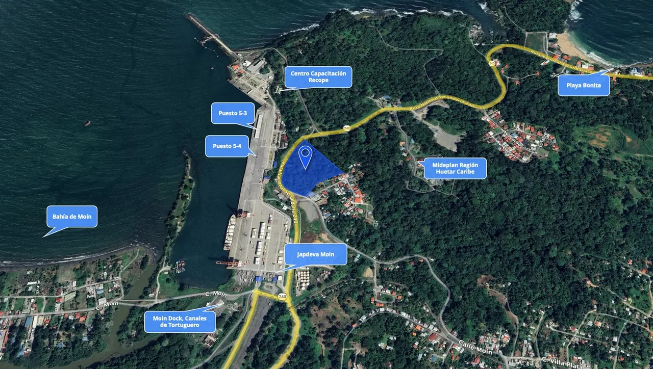 Terreno de 34,531 m² con acceso a la Bahía de Moín, Limón