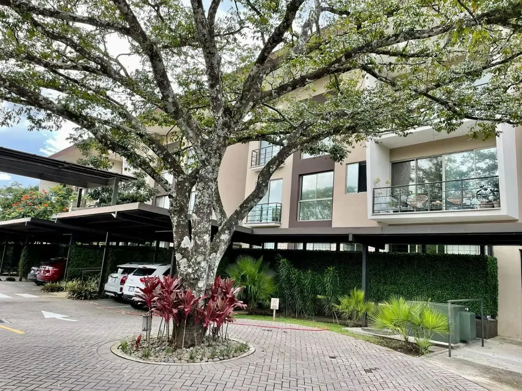 NOVA OESTE is a company with over 15 years of experience in the real estate market in the western area of San Jose and surrounding areas, including Rohrmoser, La Uruca, Sabana, Ciudad ... — photo 4