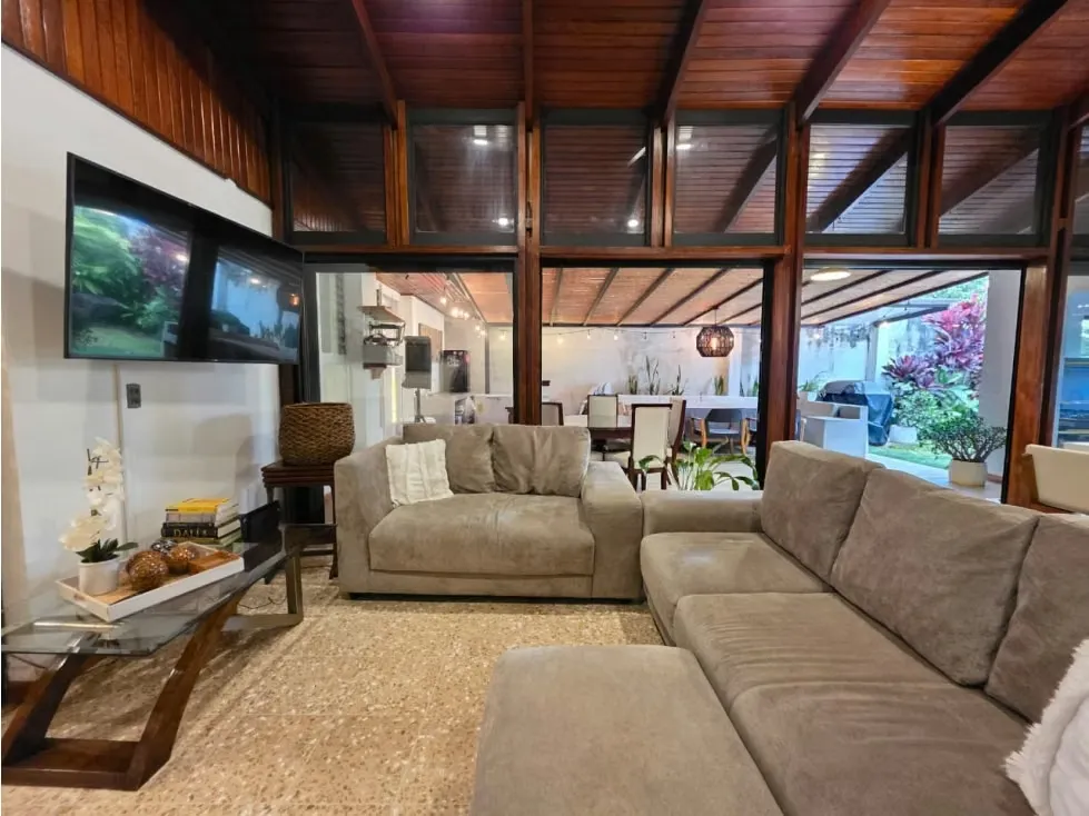 Propiedad en alquiler, con patio. La Sabana. — photo 4