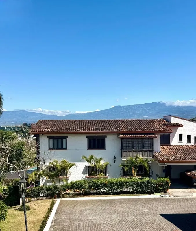Apartamento en Alquiler en Bello Horizonte de Escazú