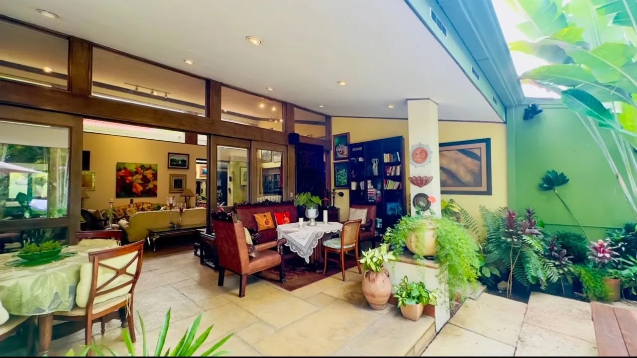 Two adjoining houses for sale in Escazú, San José, Costa Rica