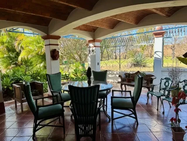 This Charming Home has 3 Bedrooms, 2.5 Bathrooms, plus a Maid's Room with Bathroom. — photo 3