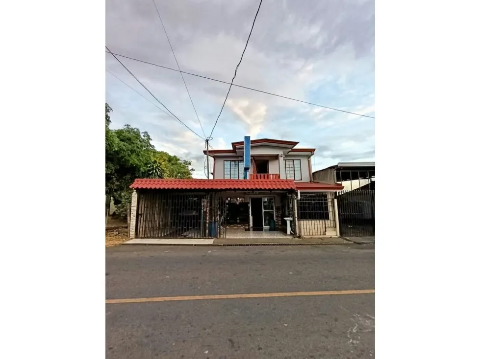 VENTA DE CASA + LOCAL, TACARES DE GRECIA 4121 (GC)
