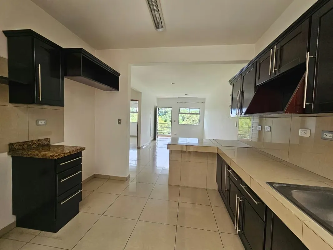 Modern apartment for rent in Altos del Horizonte with 2 bedrooms, 2 bathrooms, living room, dining room, large ...