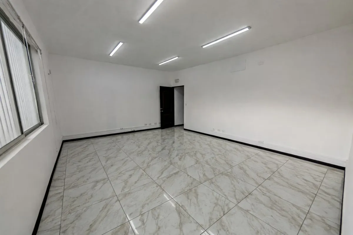 OFFICES FOR RENT IN MONTES DE OCA — photo 4